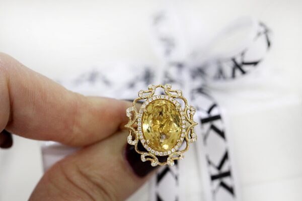 Custom design vintage diamond engagement rings