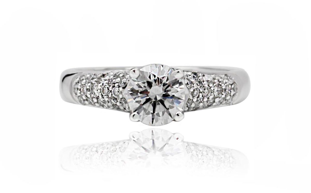 18ct White Gold, Round Brilliant cut diamond with pave setting diamond on the band diamond engagement ring