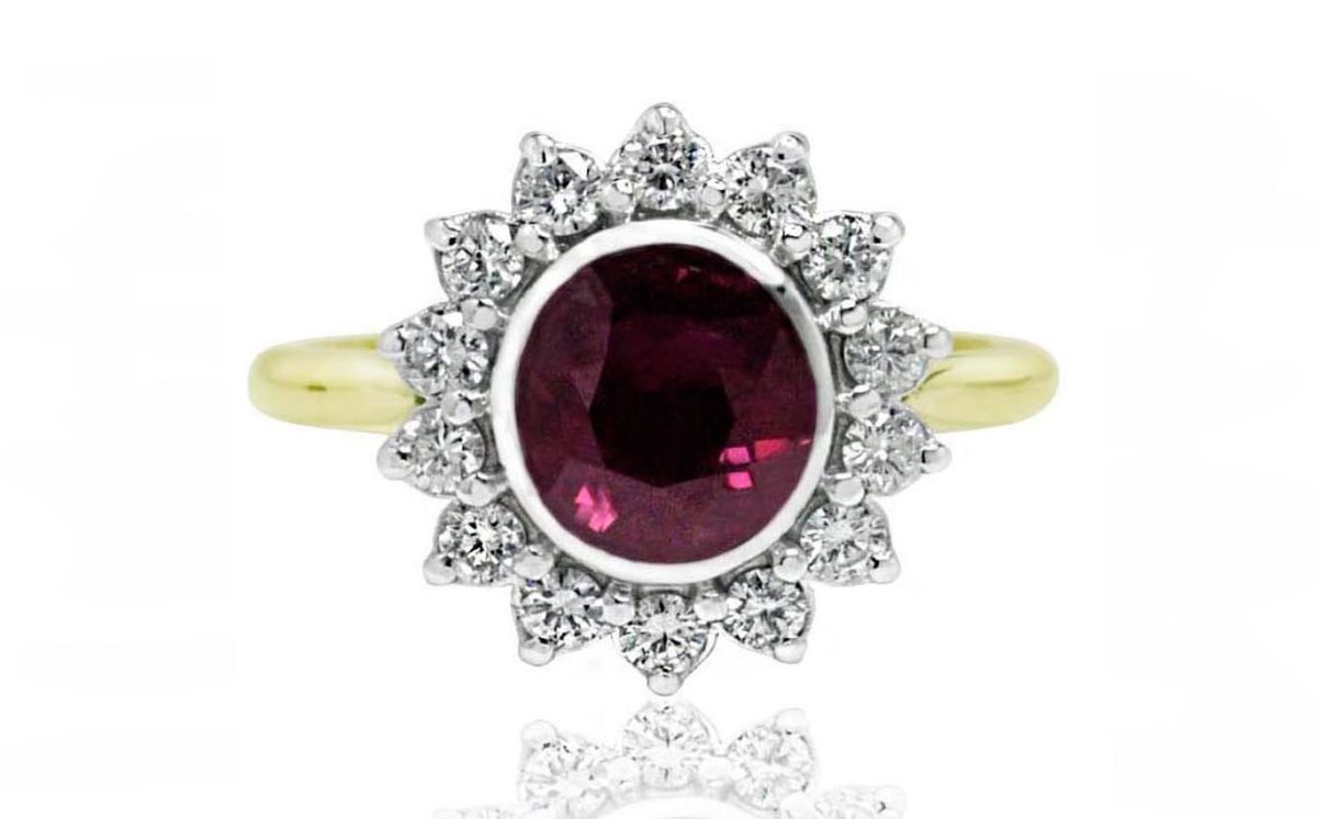 Ruby dress ring yellow gold with diamonds