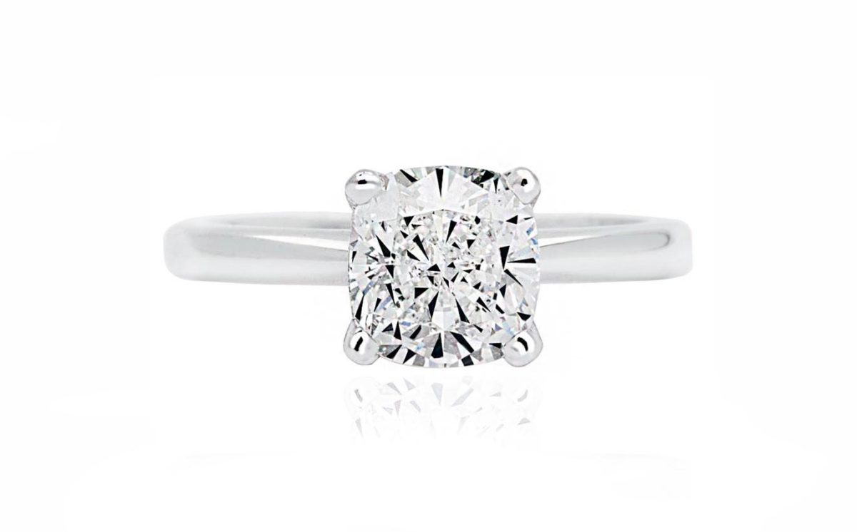 18ct White Gold Cushion cut Diamond Solitaire engagement ring
